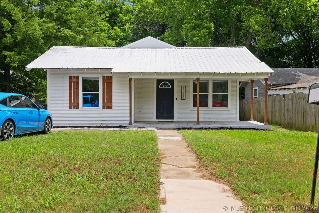 1320 N 4th Avenue, Durant, OK 74701
