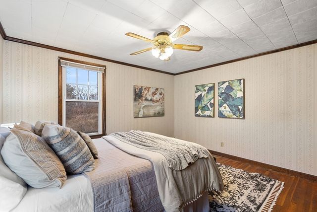 6 Abington Avenue, Peabody, MA 01960