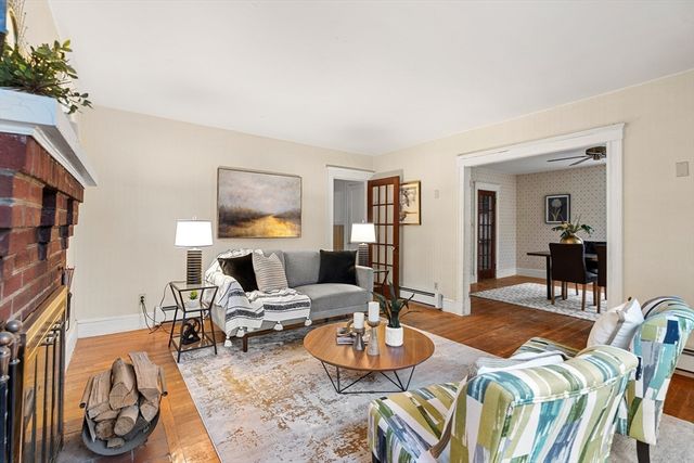 6 Abington Avenue, Peabody, MA 01960