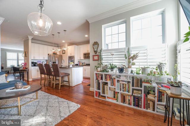 8272 WHITE STAR XING, Pasadena, MD 21122