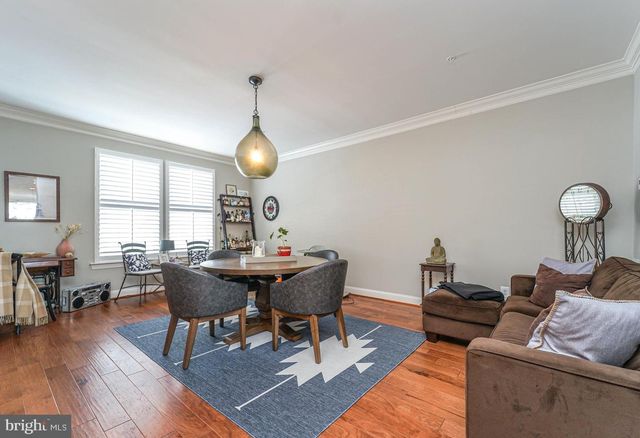 8272 WHITE STAR XING, Pasadena, MD 21122