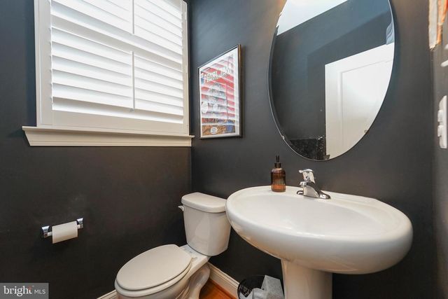 8272 WHITE STAR XING, Pasadena, MD 21122