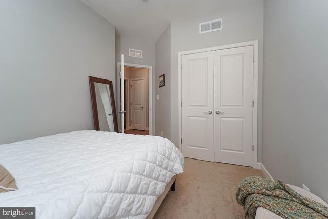 8272 WHITE STAR XING, Pasadena, MD 21122