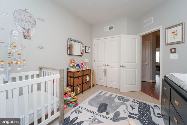 8272 WHITE STAR XING, Pasadena, MD 21122