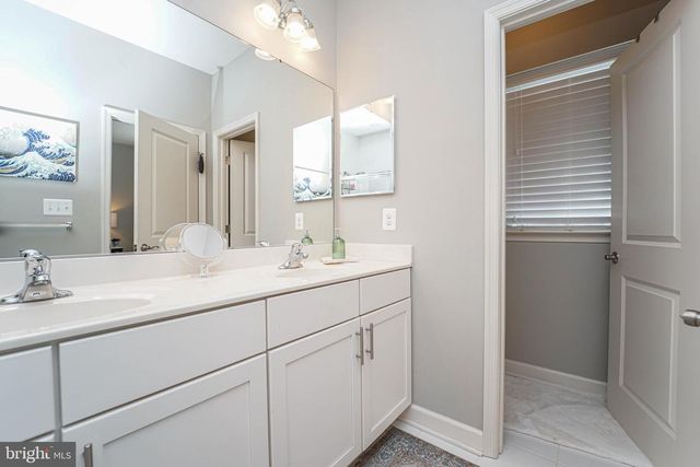 8272 WHITE STAR XING, Pasadena, MD 21122