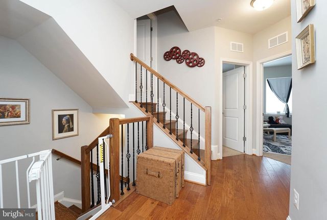 8272 WHITE STAR XING, Pasadena, MD 21122