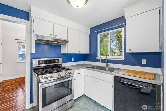 2330 Woburn Street, Bellingham, WA 98229
