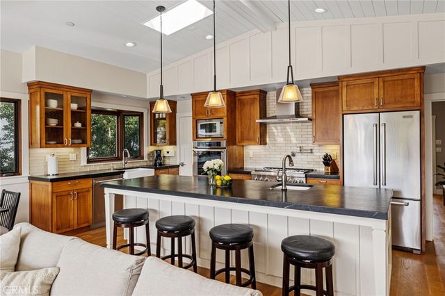 521 24th Place, Hermosa Beach, CA 90254