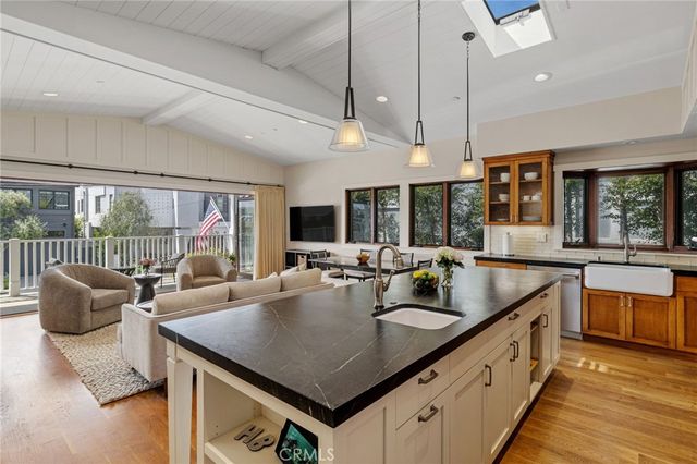 521 24th Place, Hermosa Beach, CA 90254