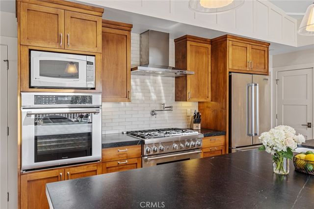 521 24th Place, Hermosa Beach, CA 90254