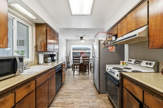 1443 E Palo Alto Avenue, Fresno, CA 93710