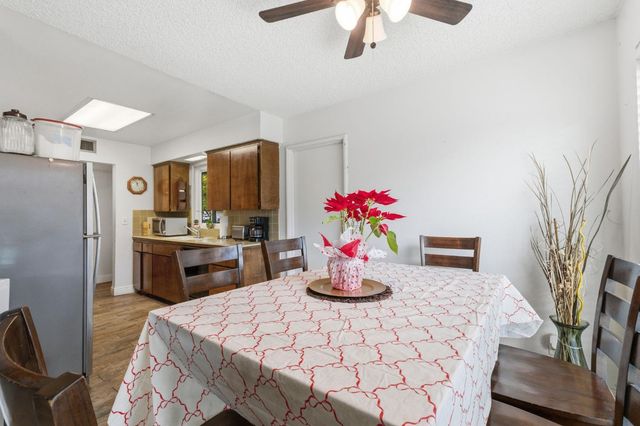 1443 E Palo Alto Avenue, Fresno, CA 93710