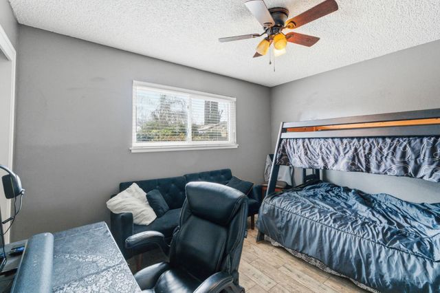 1443 E Palo Alto Avenue, Fresno, CA 93710