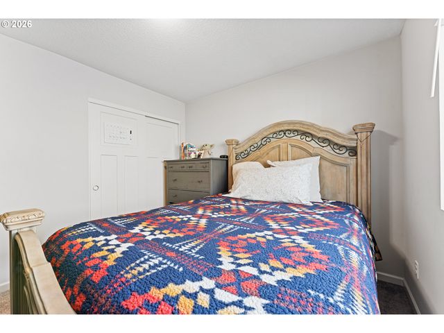 31422 Nw BROOKING St, North Plains, OR 97133