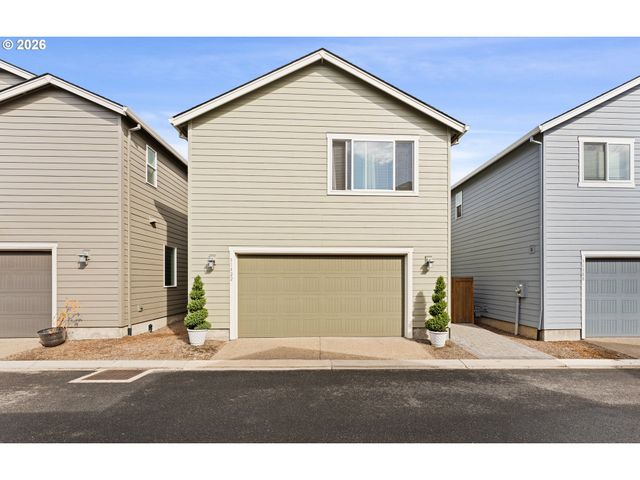 31422 Nw BROOKING St, North Plains, OR 97133