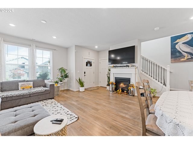 31422 Nw BROOKING St, North Plains, OR 97133