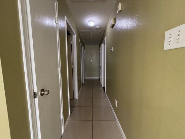 2634 Sockeye Drive, Houston, TX 77045