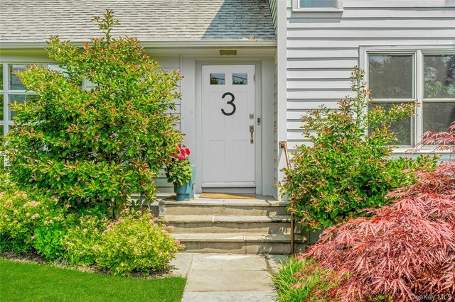 3 Old Lane, Scarsdale, NY 10583