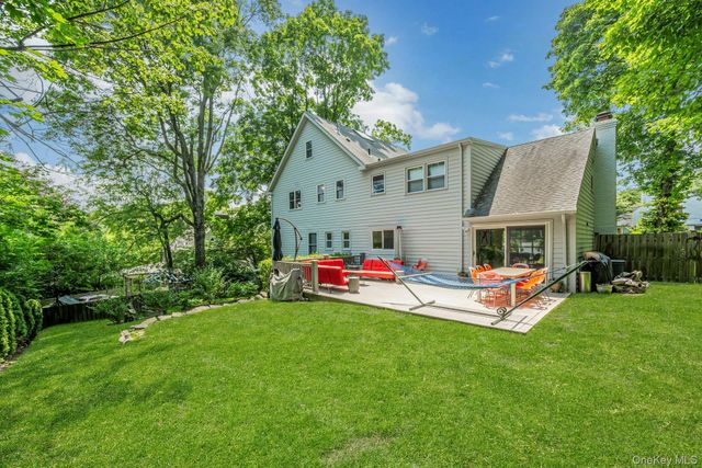 3 Old Lane, Scarsdale, NY 10583