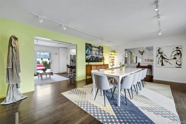 3 Old Lane, Scarsdale, NY 10583