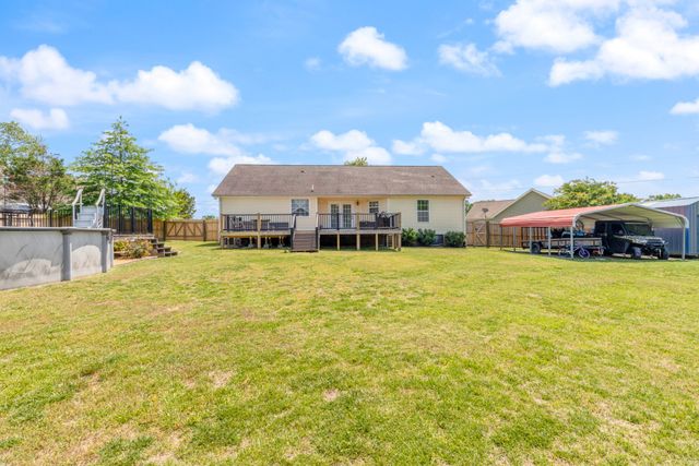 207 Coleman Dr, White Bluff, TN 37187
