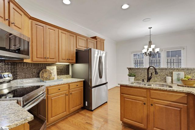 3 Toulouse Place, Greenville, SC 29615