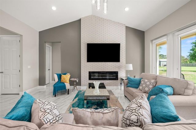 2009 FLOWER TERRACE, Sebring, FL 33875