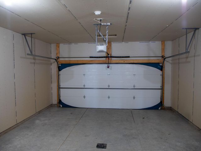 7901 Lost River Road, Horace, ND 58047