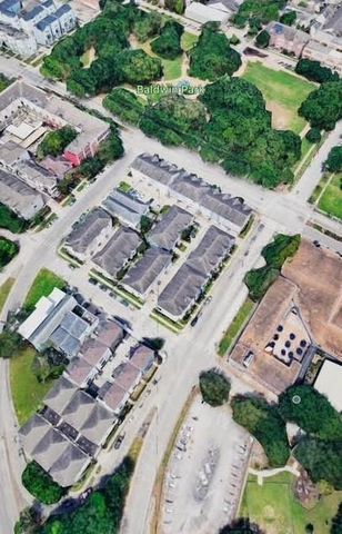 3322 Chenevert Street, Houston, TX 77004