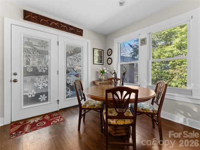 294 S Caldwell Street, Brevard, NC 28712