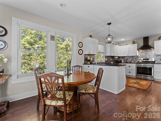 294 S Caldwell Street, Brevard, NC 28712