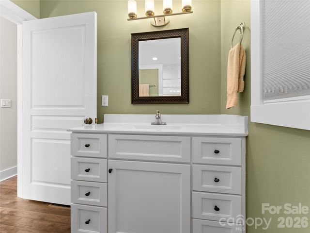 294 S Caldwell Street, Brevard, NC 28712