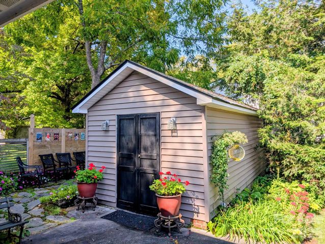 294 S Caldwell Street, Brevard, NC 28712