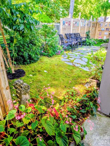 294 S Caldwell Street, Brevard, NC 28712