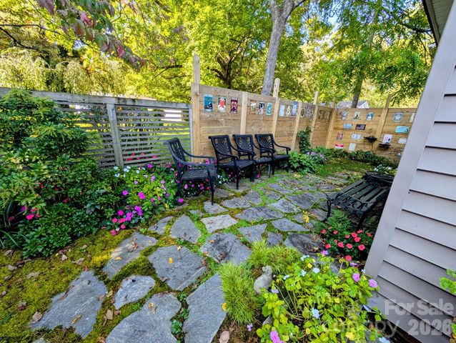 294 S Caldwell Street, Brevard, NC 28712