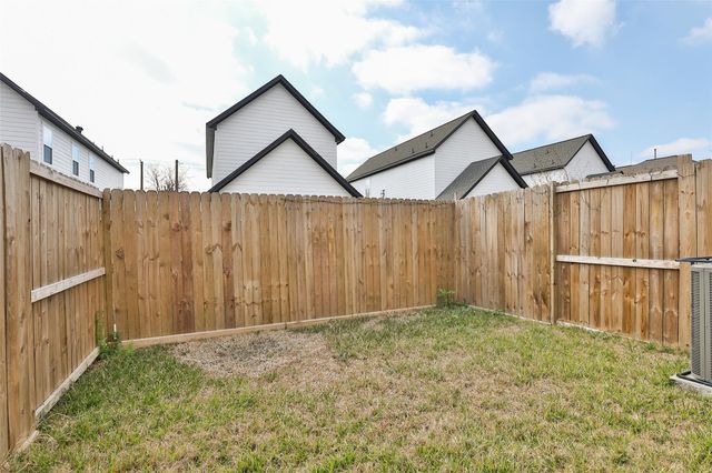7924 Booker Street A and B, Houston, TX 77028