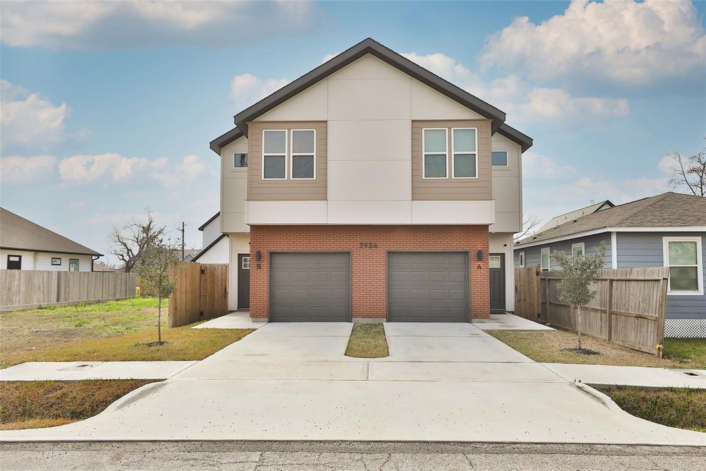 7924 Booker Street A and B, Houston, TX 77028