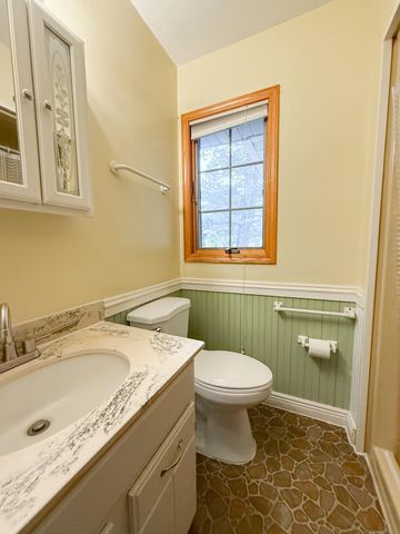 1081 Cedarwood Drive, Woodbury, MN 55125