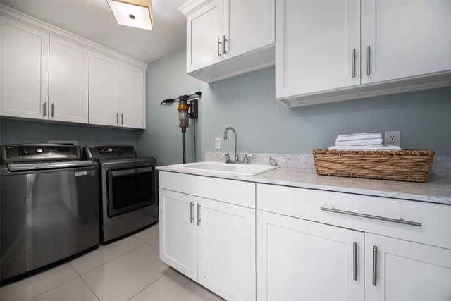 1001 Sarasota Circle, Dallas, TX 75223
