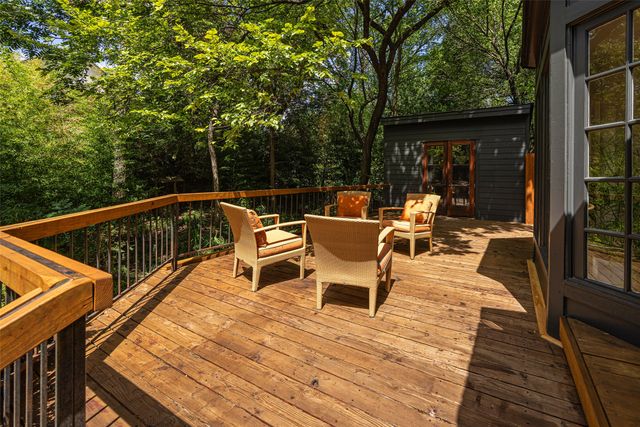 1001 Sarasota Circle, Dallas, TX 75223