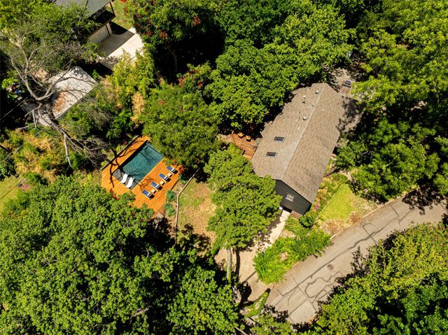 1001 Sarasota Circle, Dallas, TX 75223