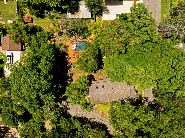 1001 Sarasota Circle, Dallas, TX 75223