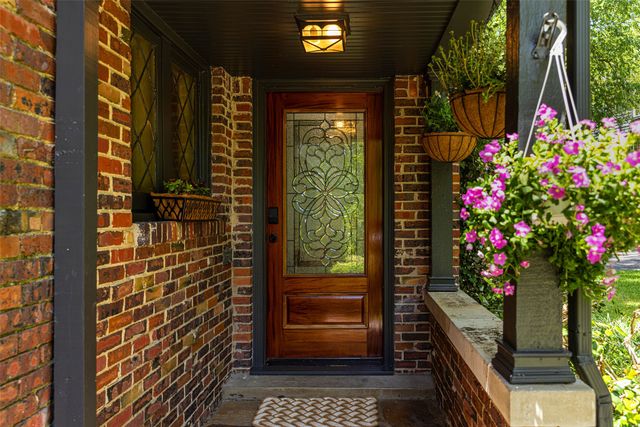 1001 Sarasota Circle, Dallas, TX 75223