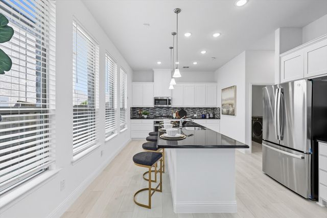 312 Cowling Drive, Little Elm, TX 75068