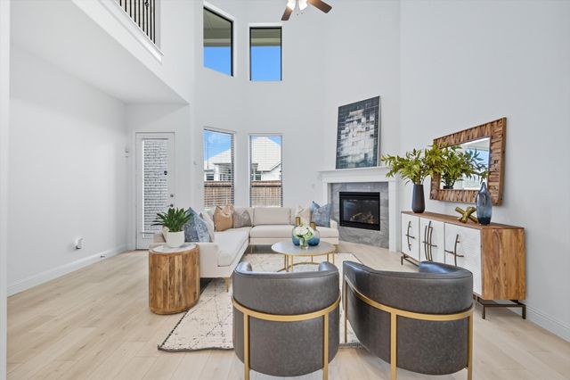 312 Cowling Drive, Little Elm, TX 75068