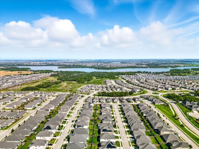 312 Cowling Drive, Little Elm, TX 75068