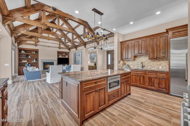 6145 Triple Crown Drive, Reno, NV 89511