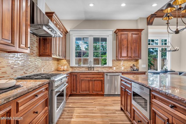 6145 Triple Crown Drive, Reno, NV 89511