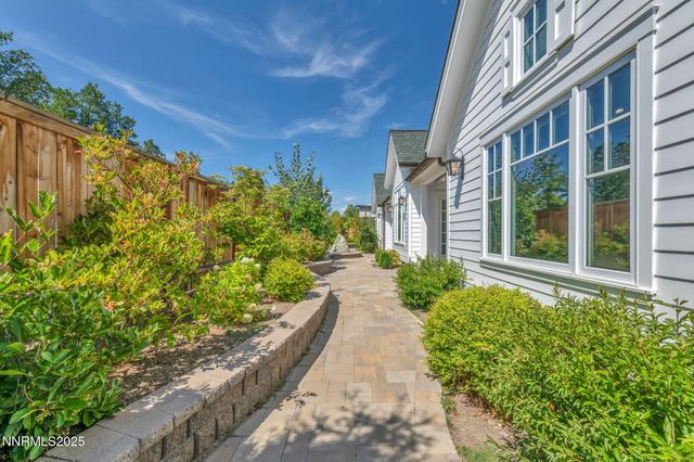 6145 Triple Crown Drive, Reno, NV 89511