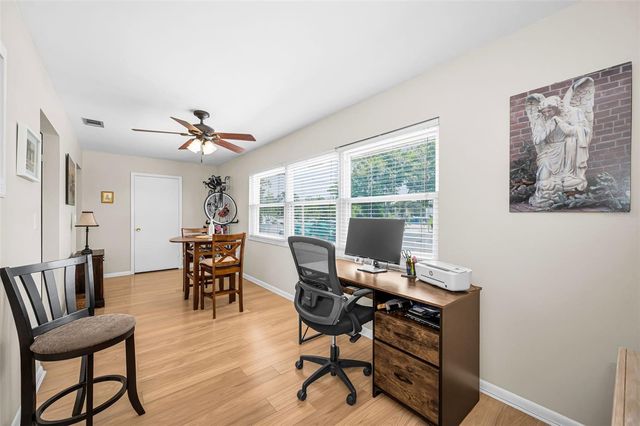 5227 81ST LANE N 22, St Petersburg, FL 33709